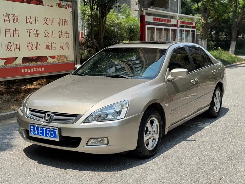 HONDA ACCORD 2005