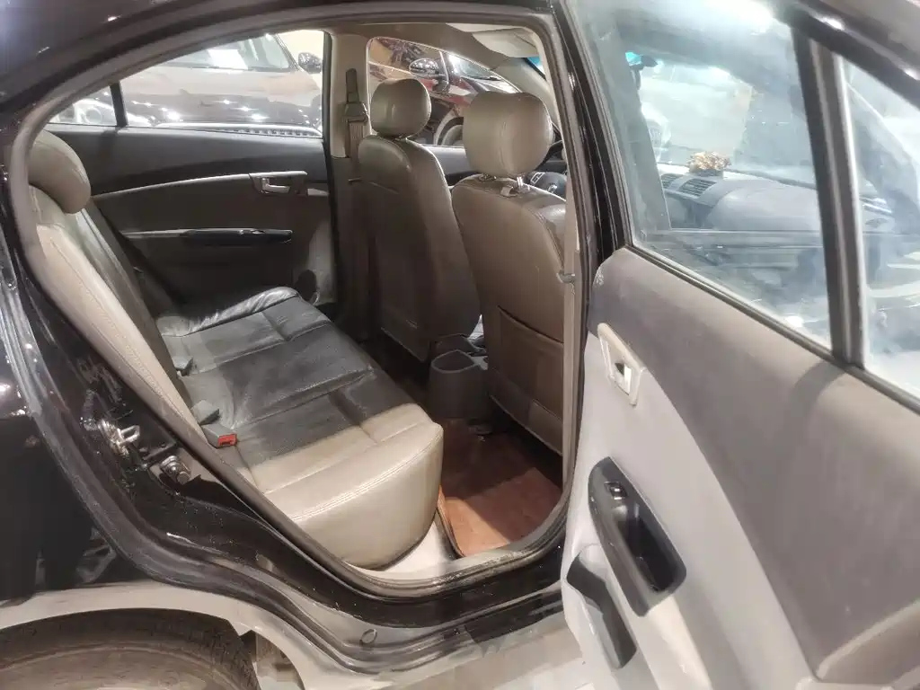 CHANGAN ALSVIN 2013