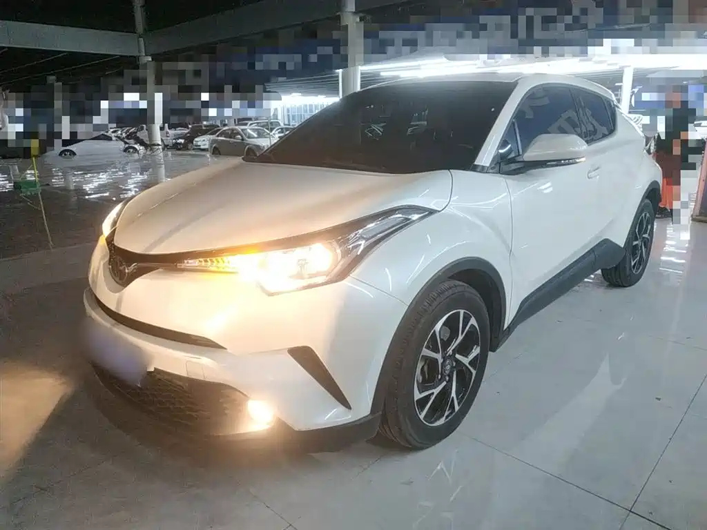 TOYOTA C-HR 2020