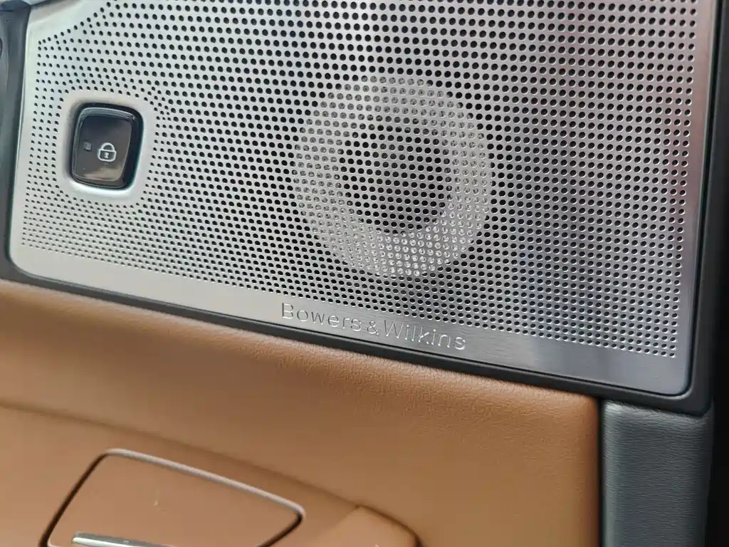 VOLVO S90 2025