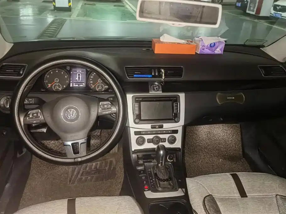 VOLKSWAGEN MAGOTAN 2016