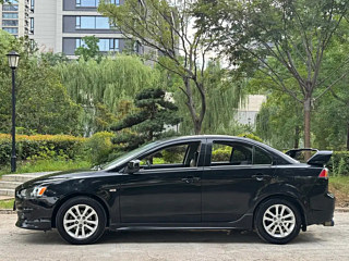 MITSUBISHI LANCER EX 2011