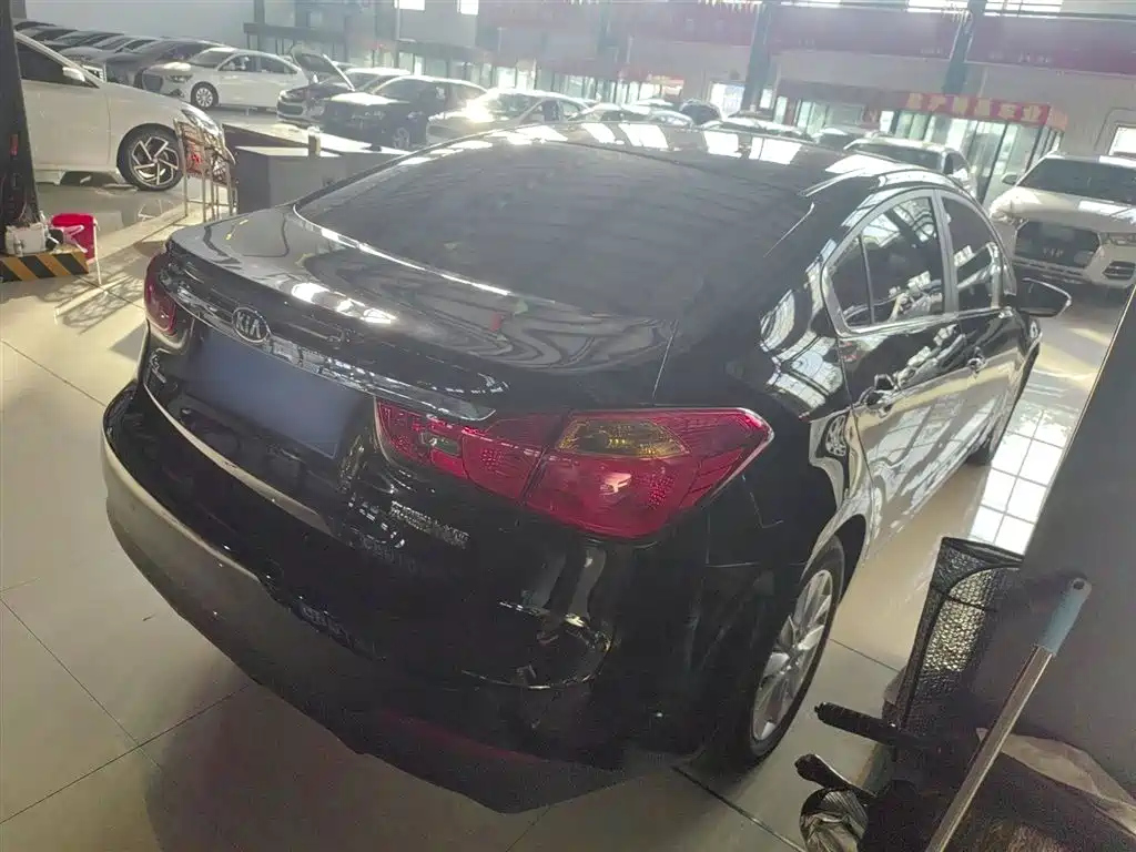 KIA K3 2015