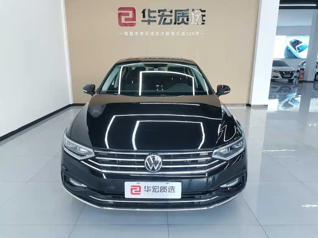 VOLKSWAGEN MAGOTAN 2020