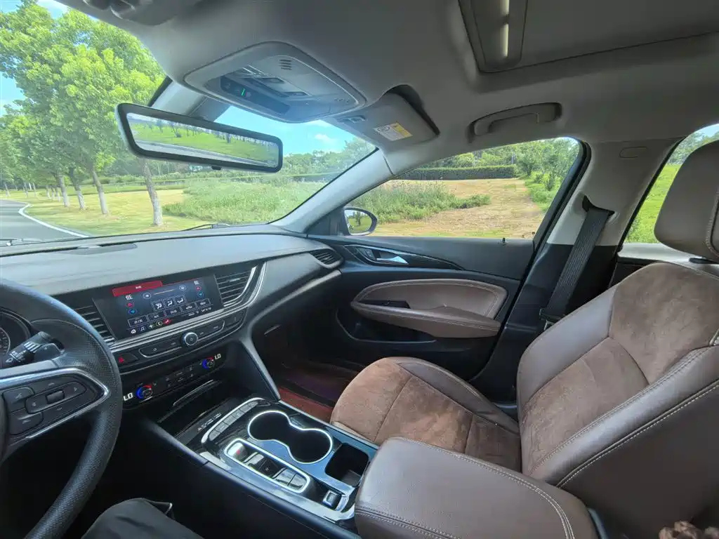 BUICK REGAL 2022