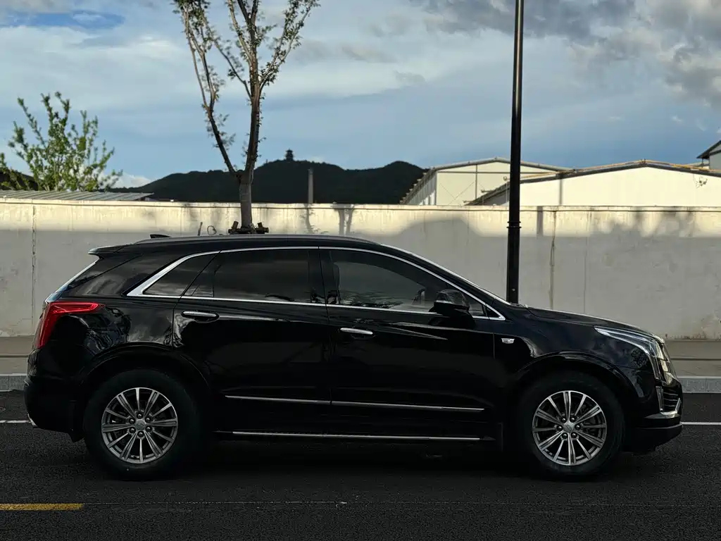 CADILLAC XT5 2018