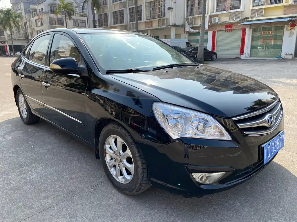 HYUNDAI CELESTA 2009