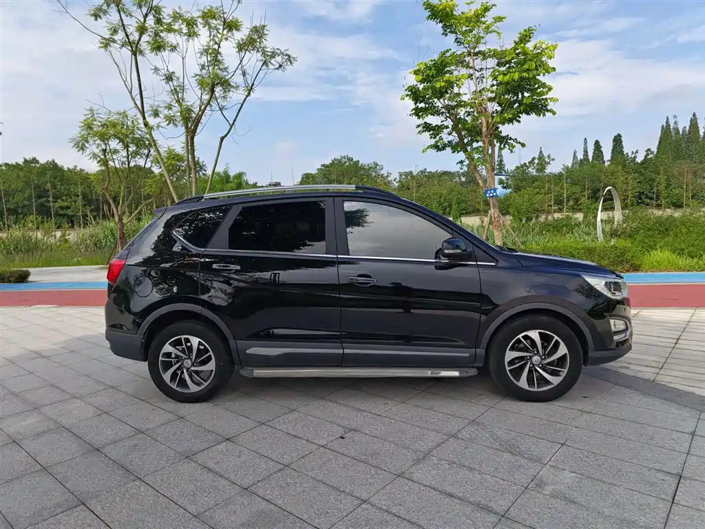 BAO JUN 560 2015