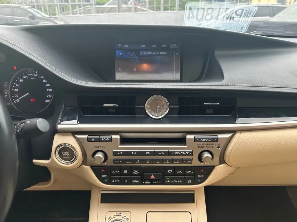 LEXUS ES 2013