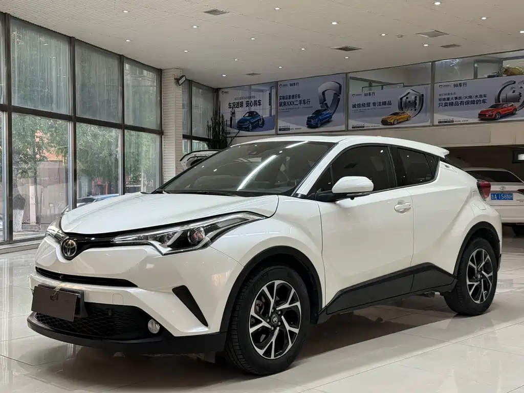 TOYOTA C-HR 2020