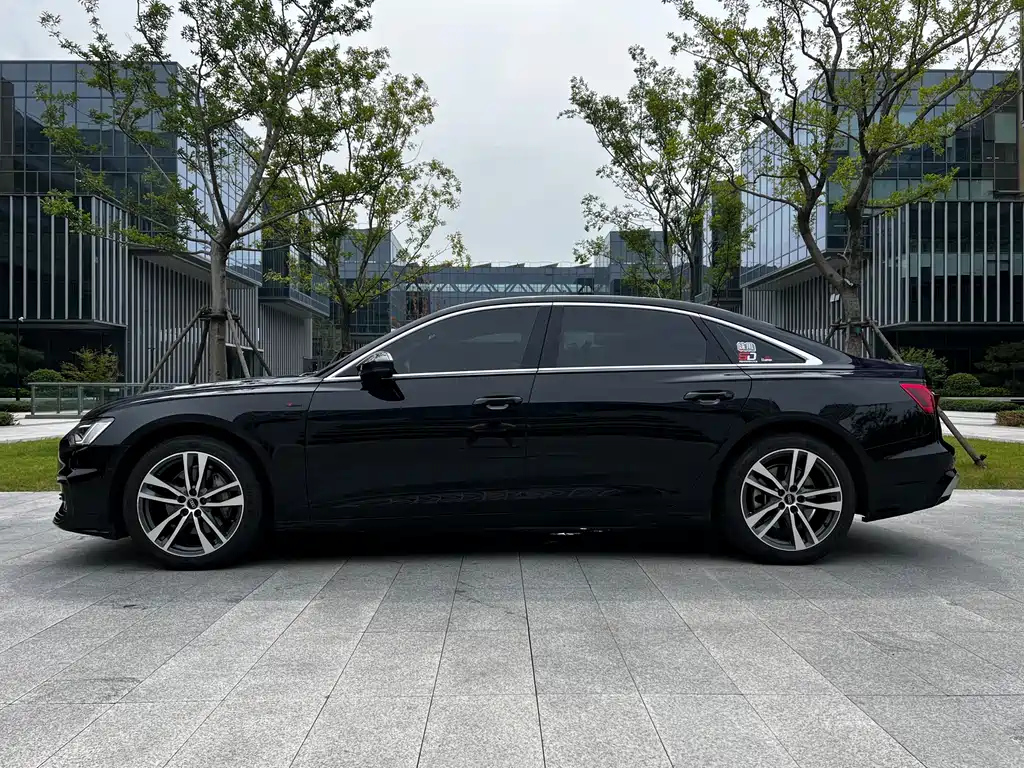 AUDI A6L 2023