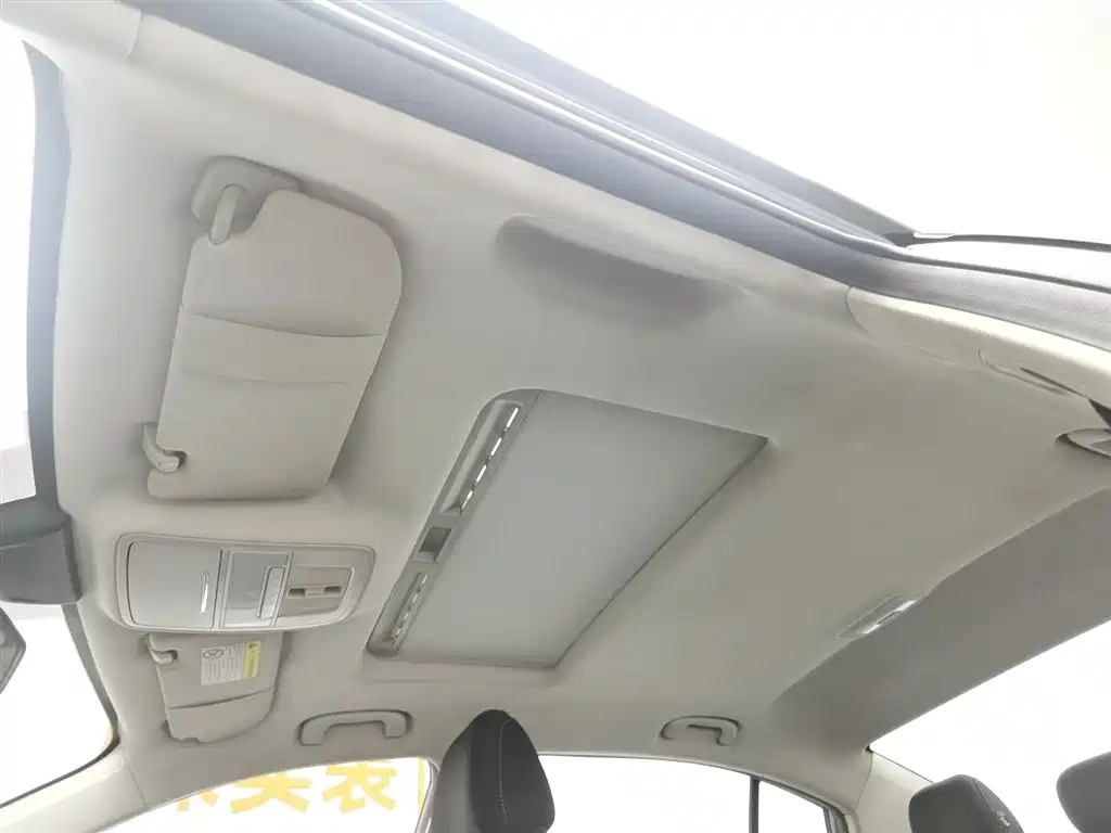ROEWE I5 2019
