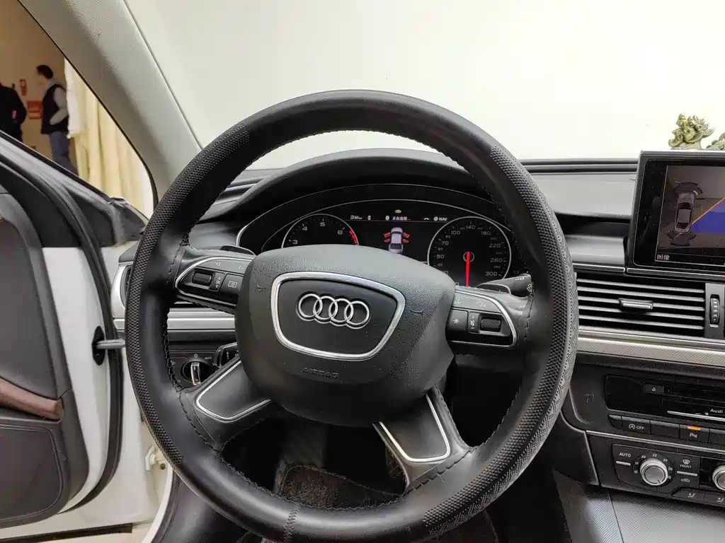 AUDI A6L 2014