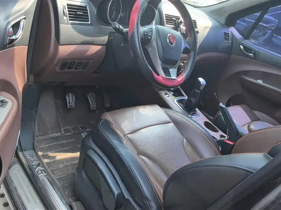 DONGFENG JOYEAR X5 2016