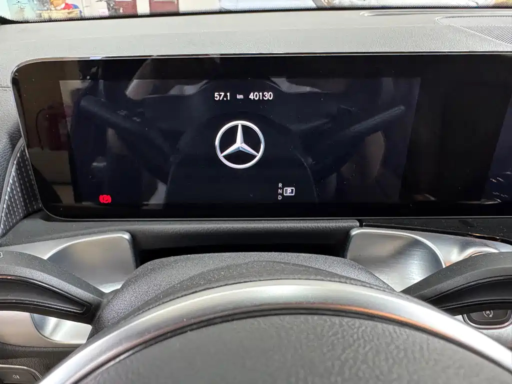 MERCEDES BENZ GLB 2022
