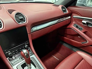 PORSCHE 718  2022 YEAR BOXSTER 2.0T 2022