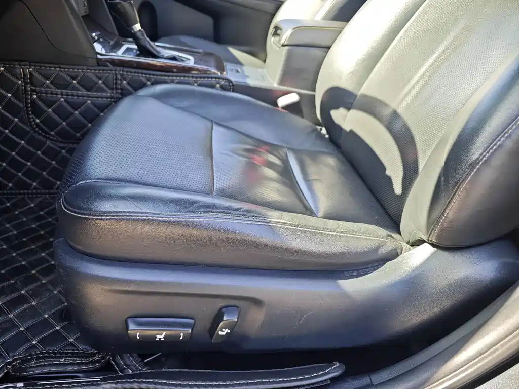 TOYOTA CAMRY 2017
