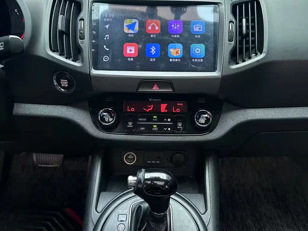 KIA SPORTAGE 2012