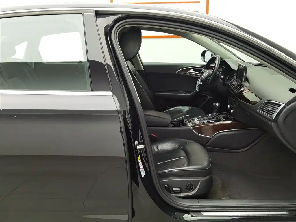 AUDI A6L 2014