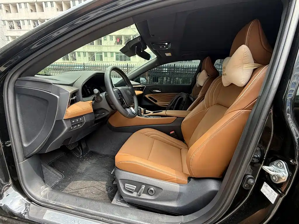 TOYOTA AVALON 2024