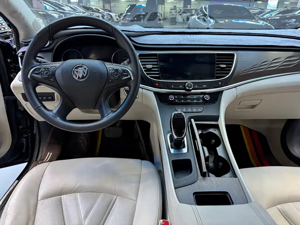 BUICK LACROSSE 2022