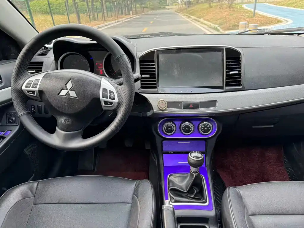 MITSUBISHI LANCER EX 2016