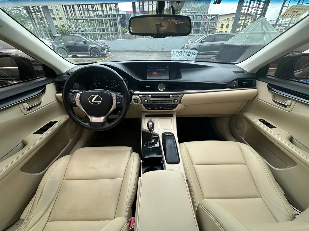 LEXUS ES 2013