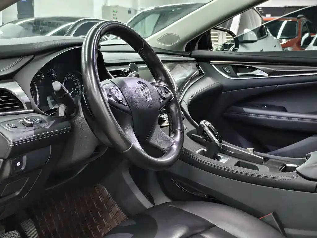 BUICK LACROSSE 2020