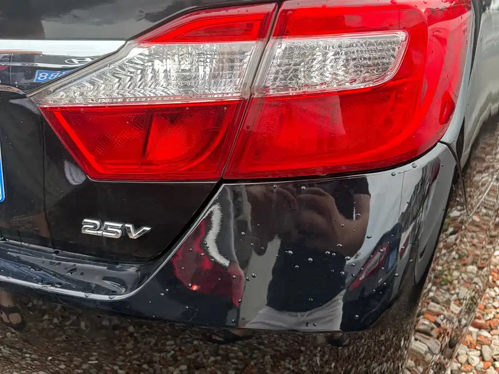 TOYOTA CAMRY 2012