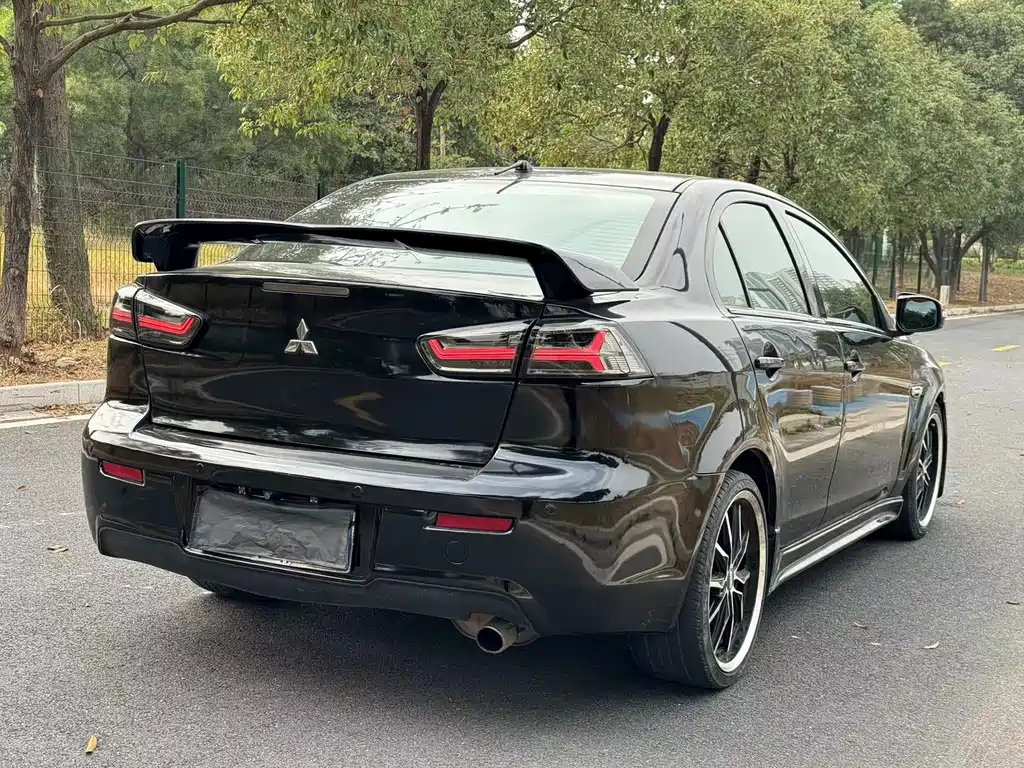 MITSUBISHI LANCER EX 2016