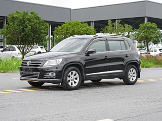 VOLKSWAGEN TIGUAN 2012