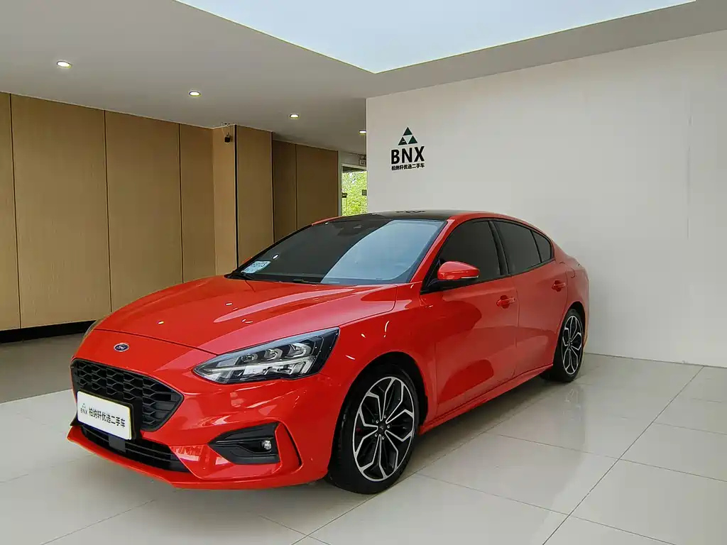 FORD FOCUS 2021