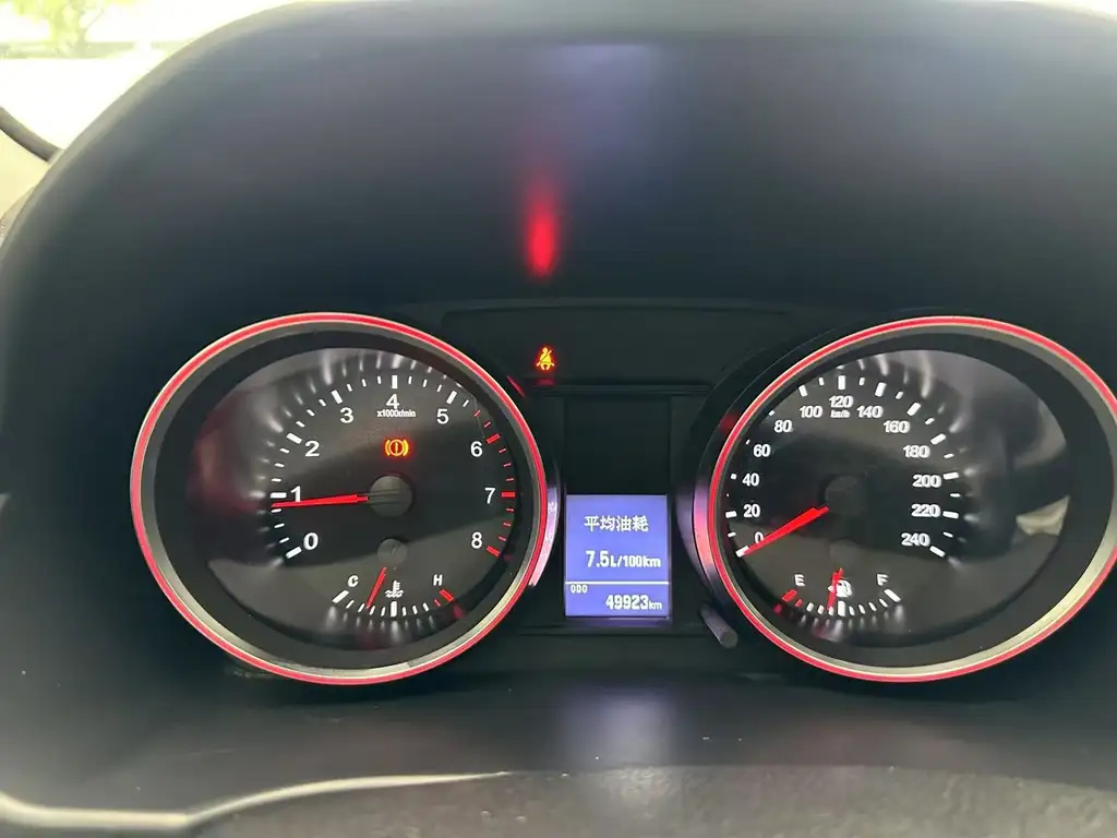HAVAL H6 2015