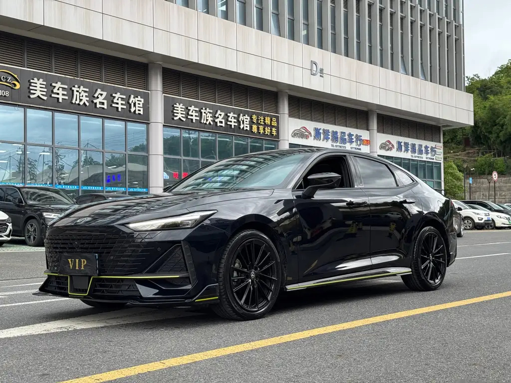 CHANGAN UNI-V 2023