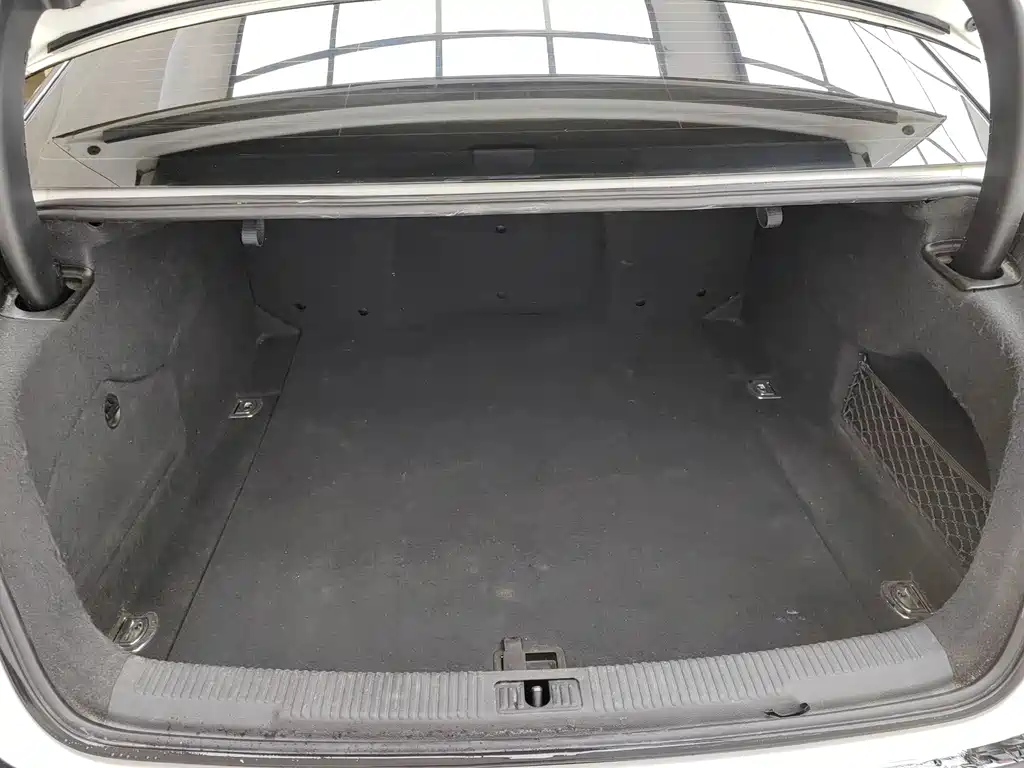 AUDI A6L 2014