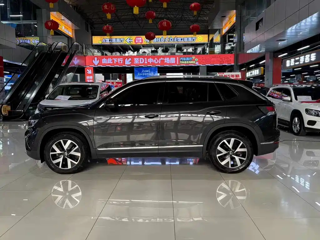 VOLKSWAGEN TAYRON 2023