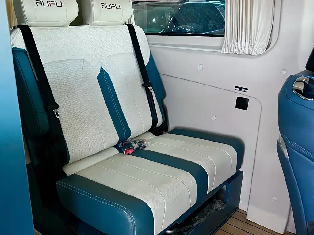 FORD TRANSIT 2024