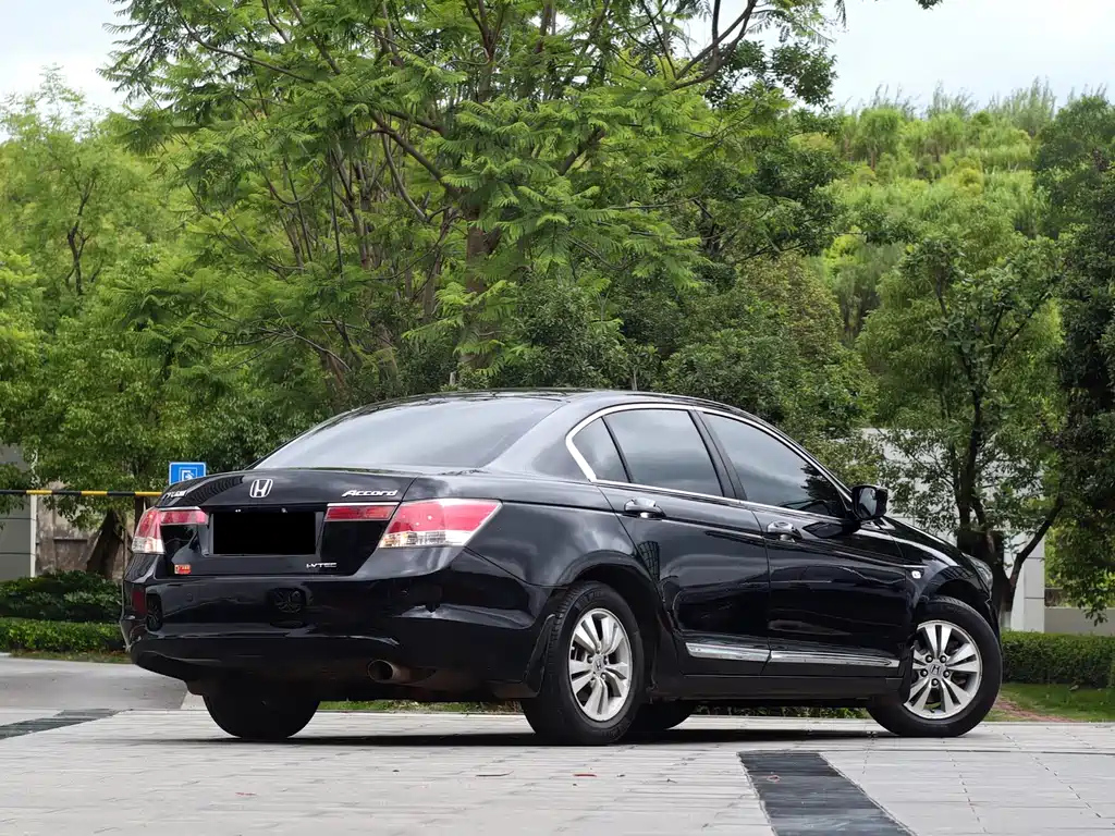 HONDA ACCORD 2010
