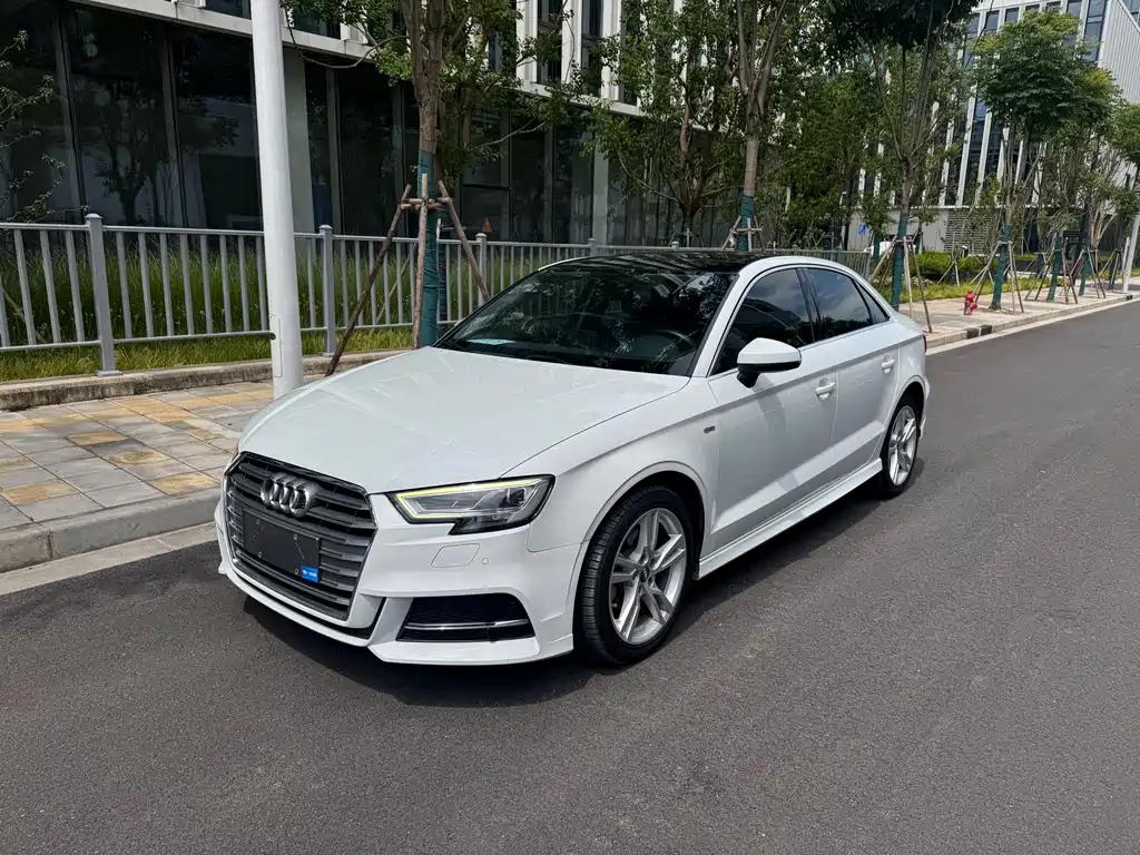 AUDI A3 2020