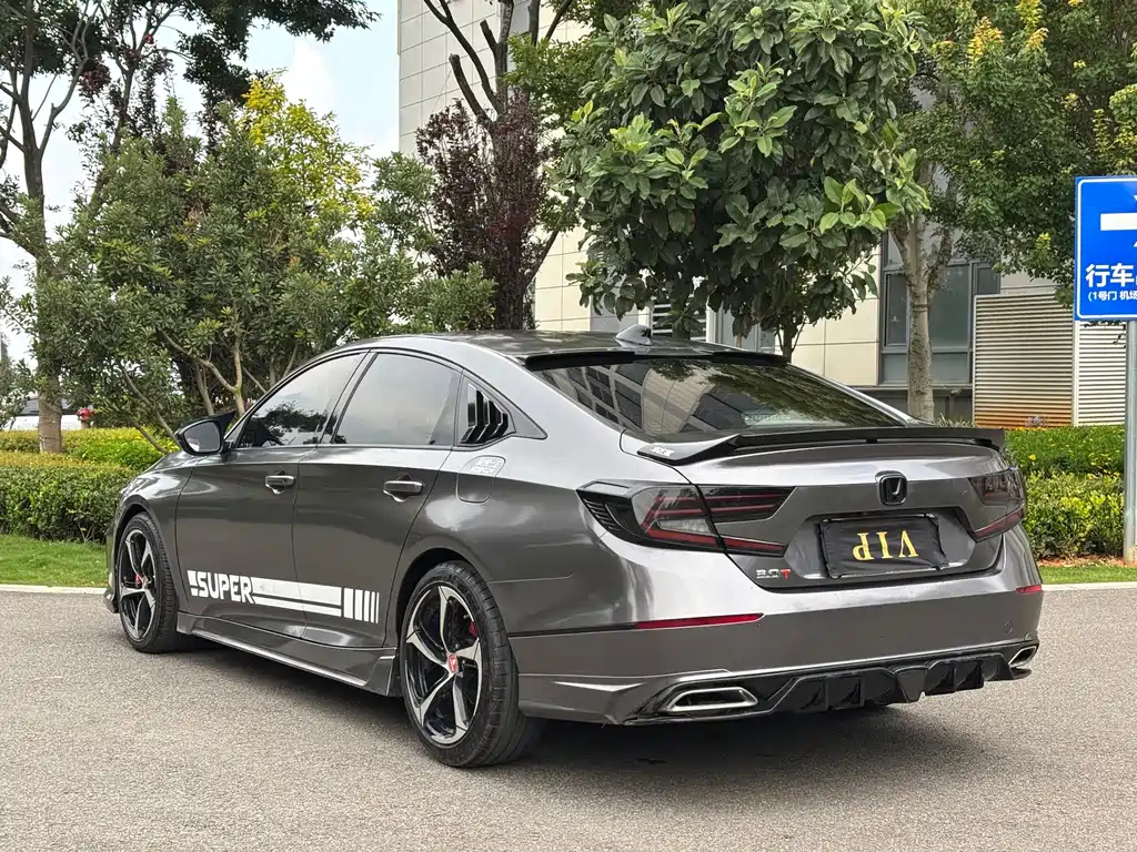 HONDA ACCORD 2018