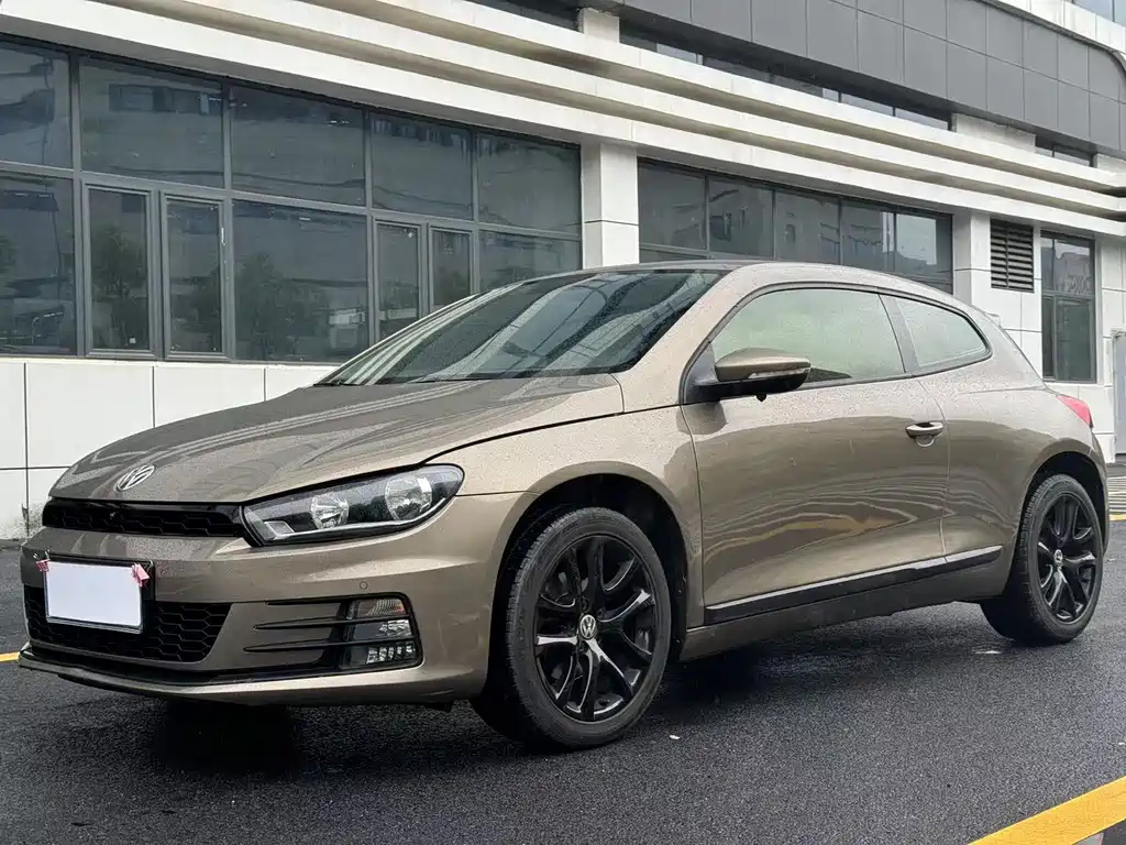 VOLKSWAGEN SCIROCCO 2015