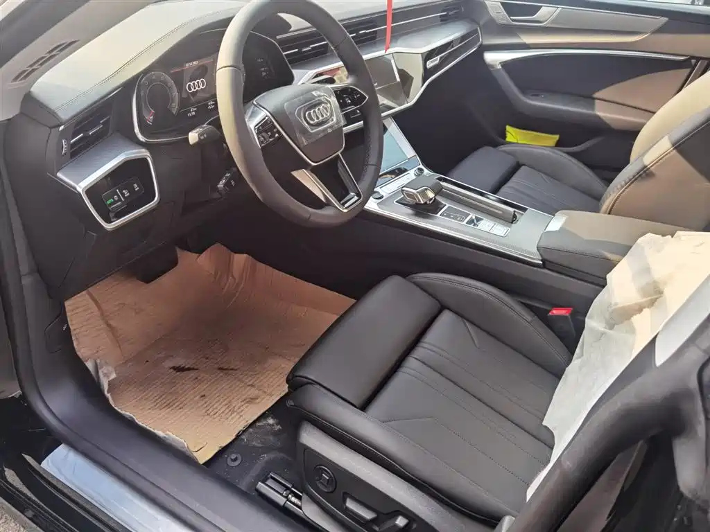 AUDI A7 2024