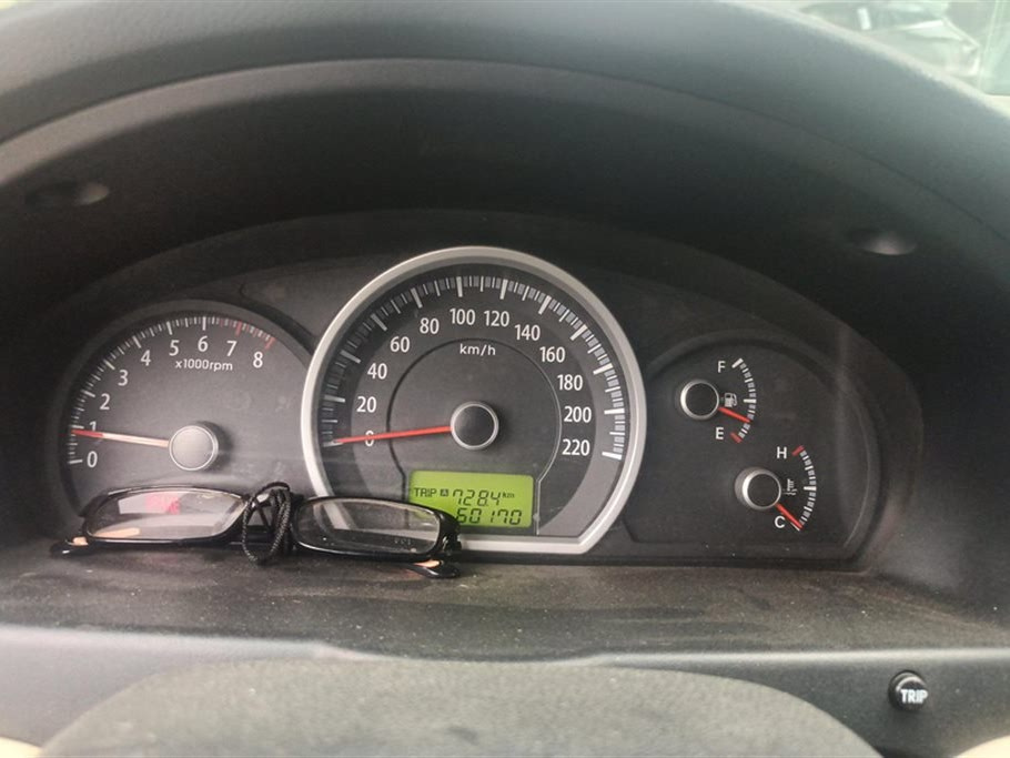 KIA SPORTAGE 2012