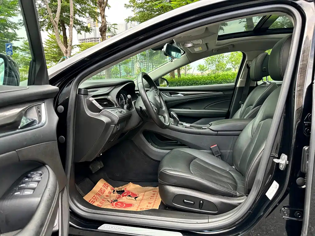BUICK LACROSSE 2019
