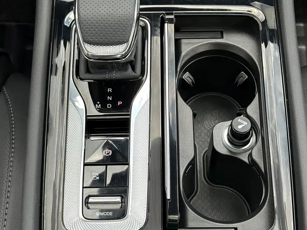 HONGQI H6 2023