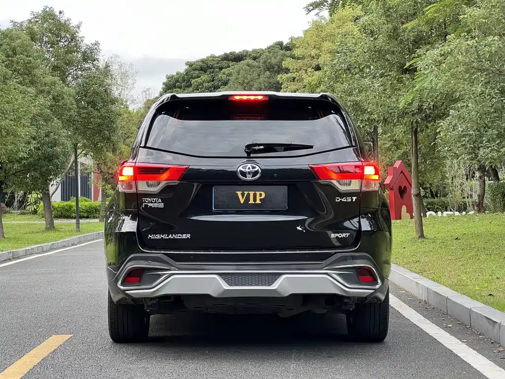 TOYOTA HIGHLANDER 2018