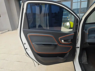 BAO JUN E100  2020 YEAR 305KM SMART MOBILITY EDITION 2020