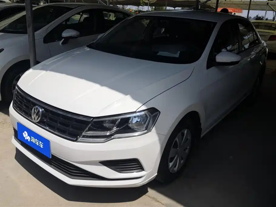VOLKSWAGEN JETTA 2017