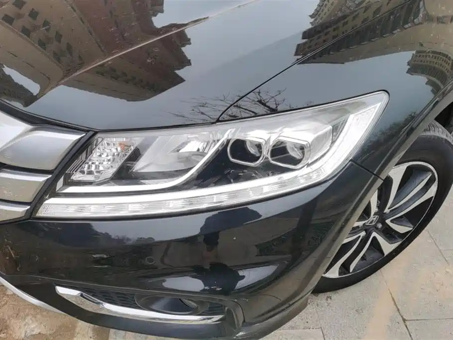 HONDA CROSSTOUR 2016