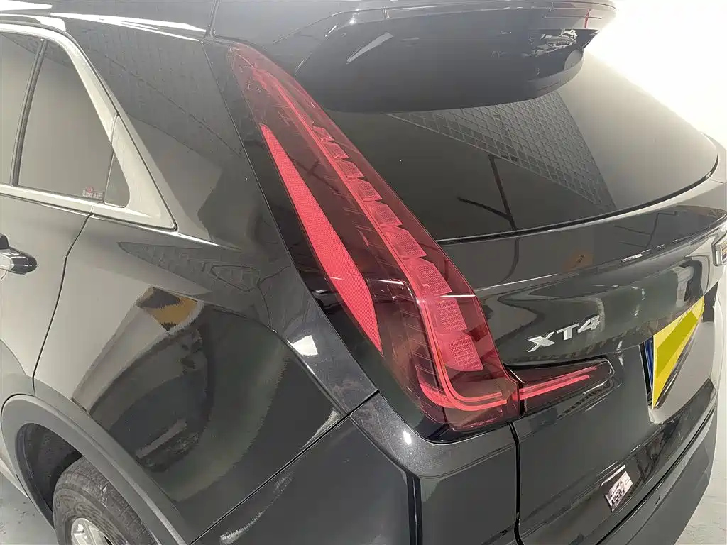 CADILLAC XT4 2018